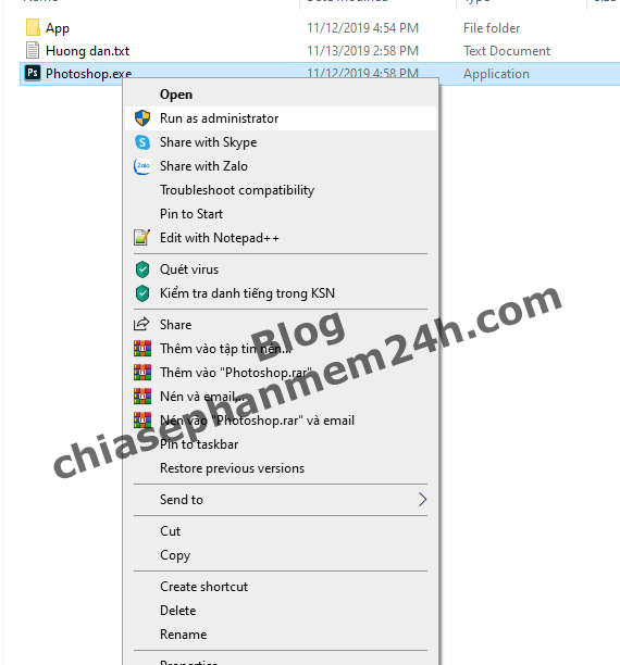 Chạy file Photoshop.exe với quyền Administrator.